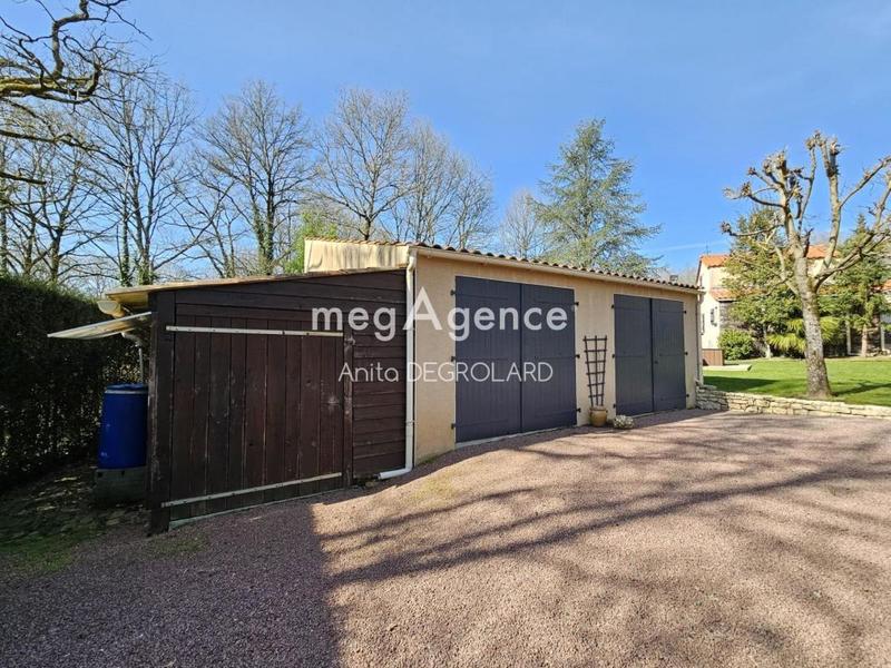 Maison - 184 m² - 7 pièces