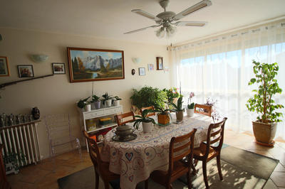 Maison - 102 m² - 6 pièces