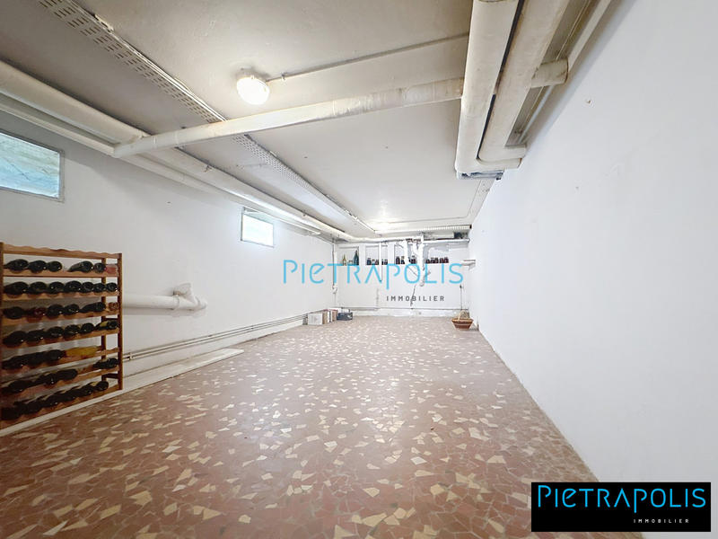 Maison contemporaine - 255 m² - 10 pièces