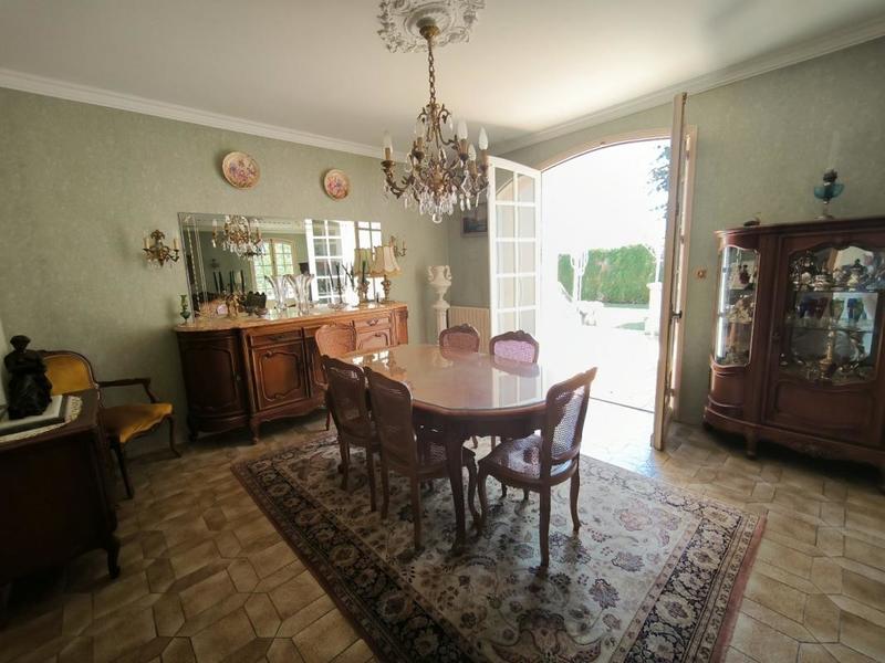 Maison bourgeoise - 330 m² - 13 pièces