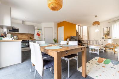 Maison - 88 m² - 4 pièces