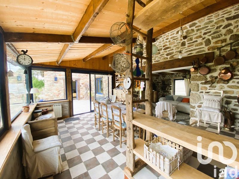 Maison - 110 m² - 7 pièces