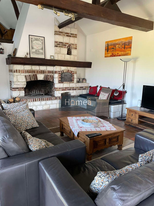 Propriété - 249 m² - 7 pièces