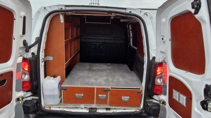 Citroën Berlingo Van m 650 Bluehdi 130 Ss Eat8 Driver