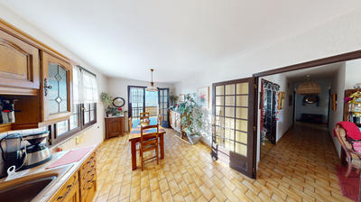 Maison - 200 m² - 5 pièces