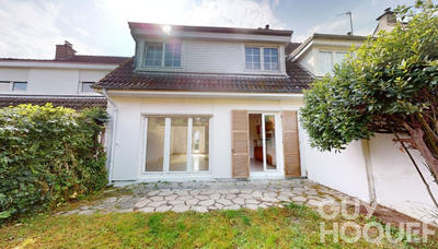 Maison - 85 m² - 6 pièces