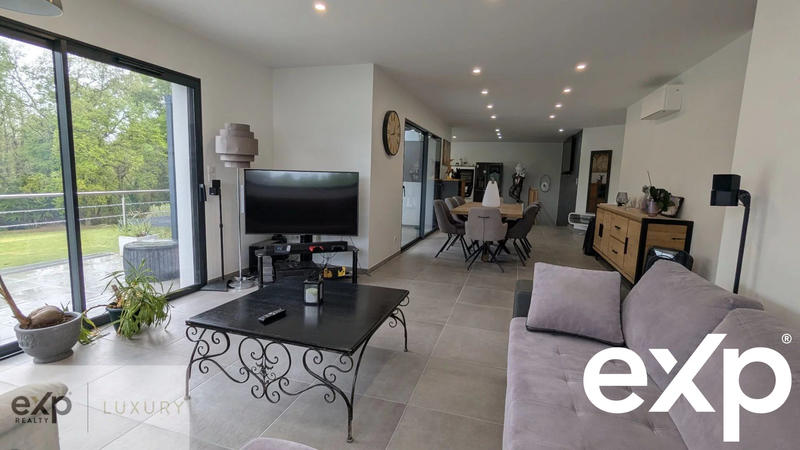 Maison contemporaine - 180 m² - 6 pièces