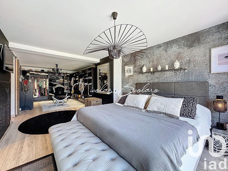 Maison - 188 m² - 5 pièces