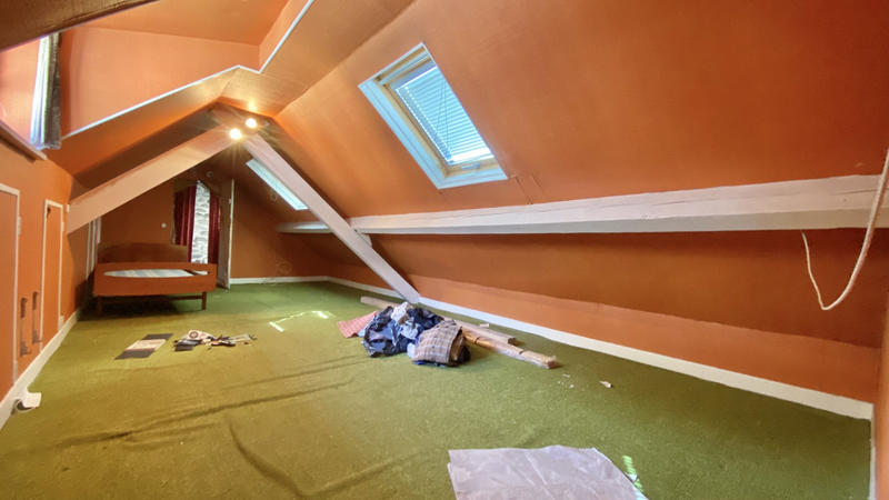 Maison - 208 m² - 11 pièces