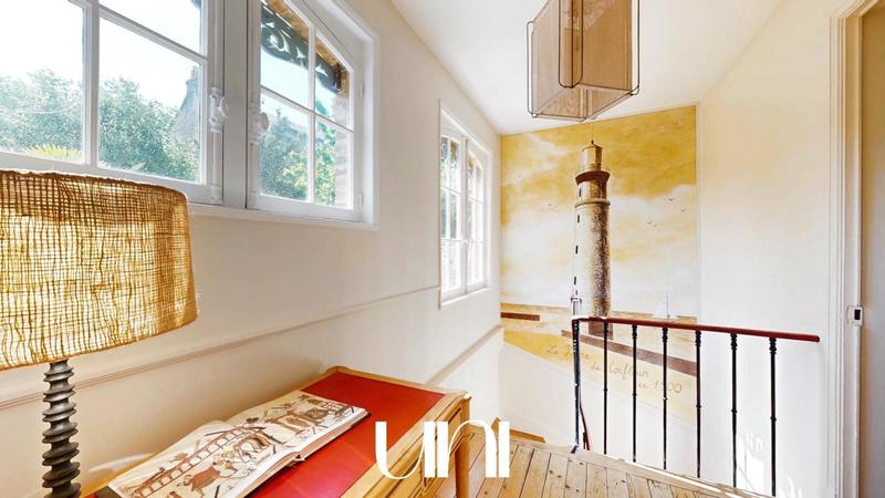 Maison bourgeoise - 264 m² - 7 pièces