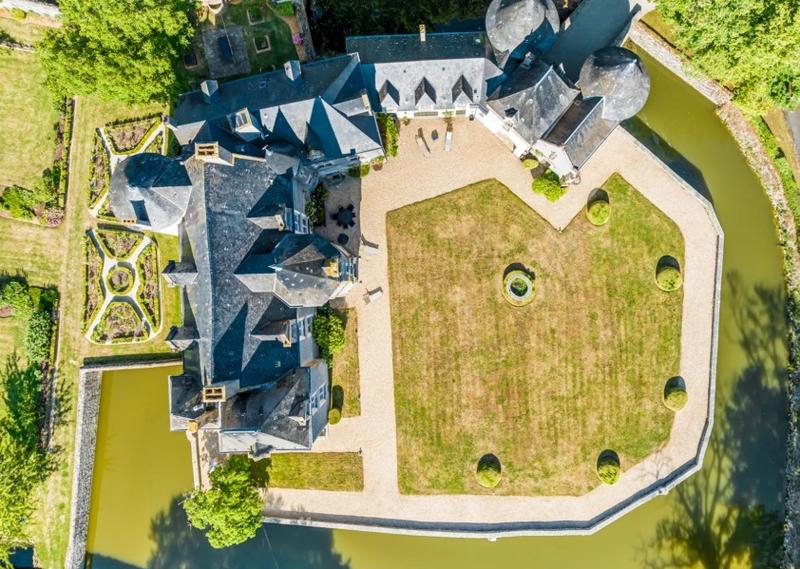 Manoir - 620 m² - 20 pièces