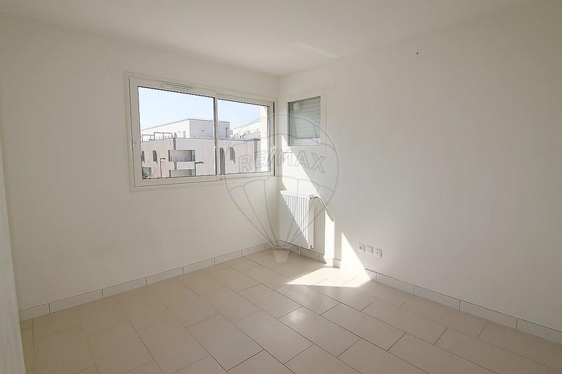 Maison - 169 m² - 8 pièces