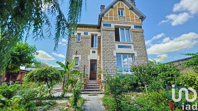 Maison - 158 m² - 7 pièces