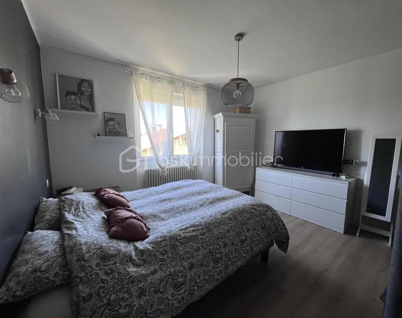 Maison traditionnelle - 191 m² - 6 pièces