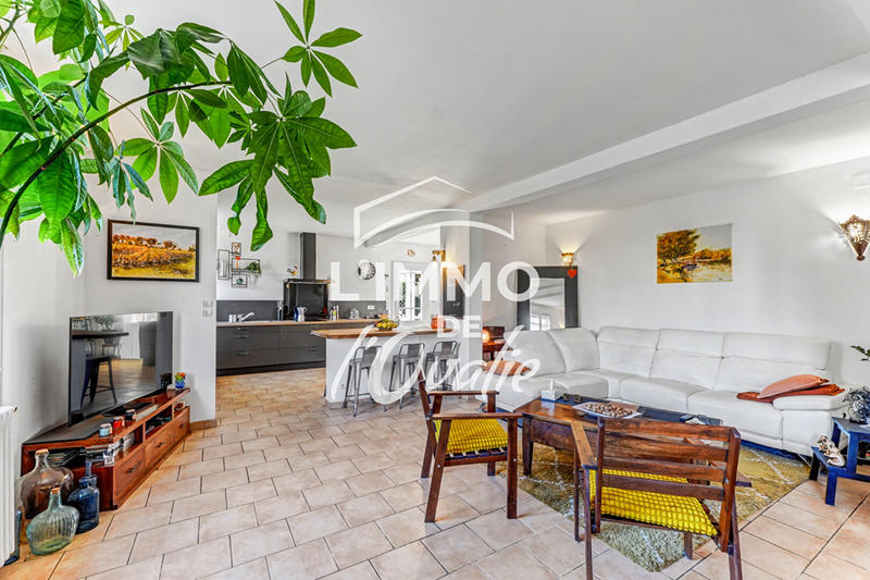 Maison - 200 m² - 7 pièces