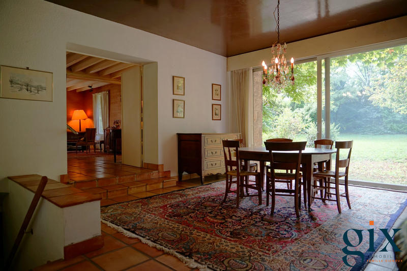 Maison - 179 m² - 7 pièces