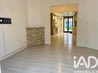 Maison de ville - 100 m² - 5 pièces