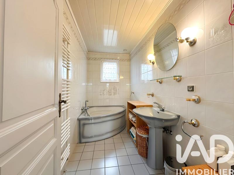 Maison - 113 m² - 5 pièces