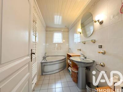 Maison - 113 m² - 5 pièces