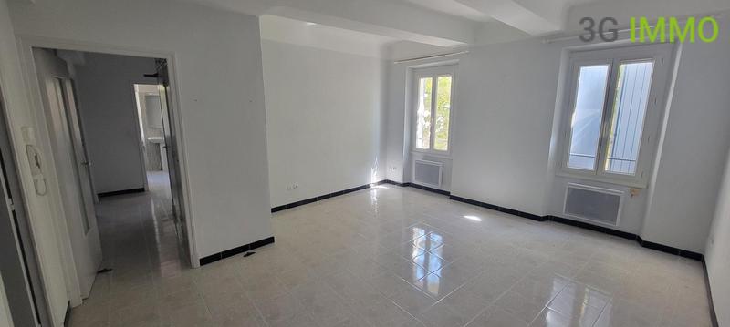 Immeuble - 180 m² - 10 pièces