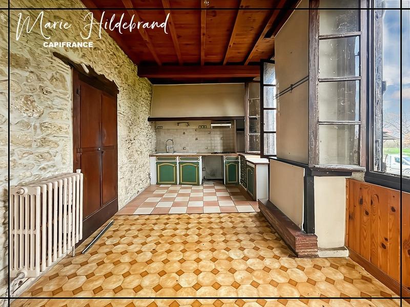 Maison en pierre - 166 m² - 7 pièces