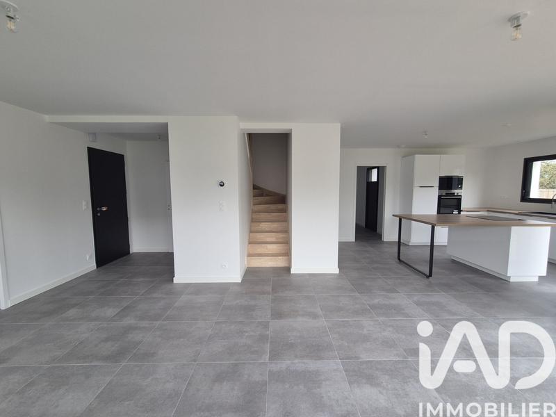 Maison - 120 m² - 5 pièces