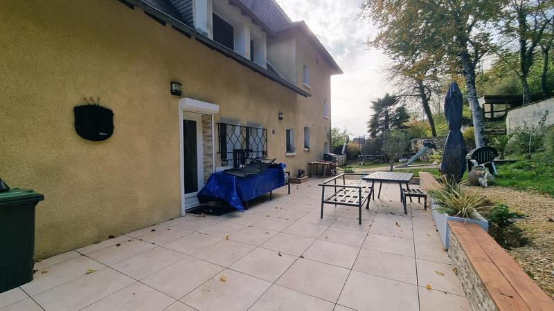 Maison - 186 m² - 6 pièces