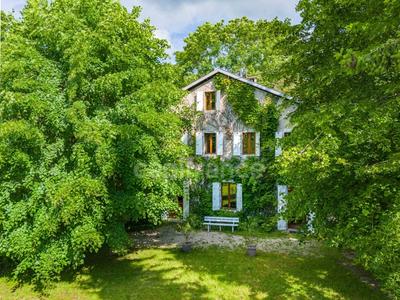 Maison - 197 m² - 6 pièces