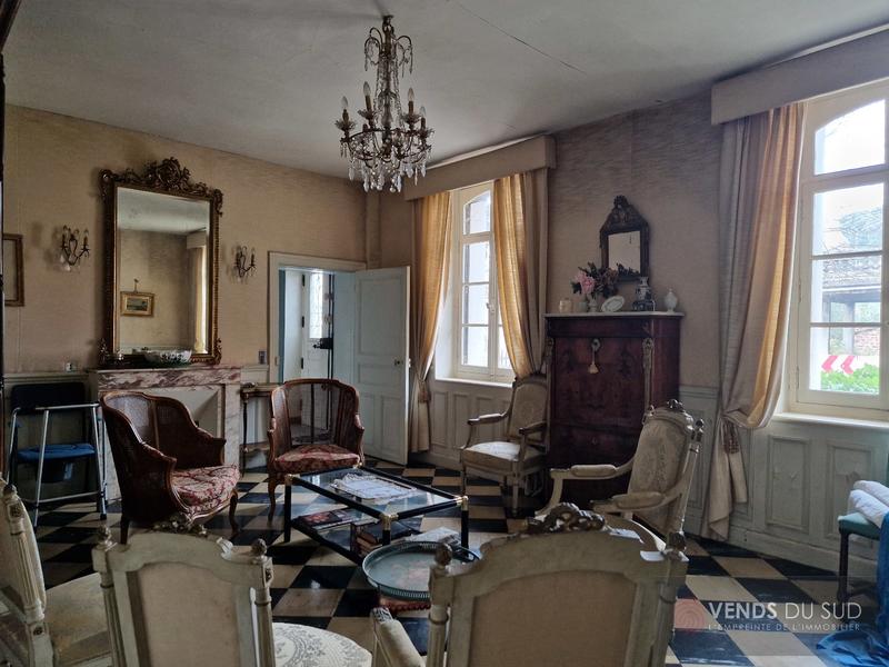 Maison bourgeoise - 290 m² - 12 pièces