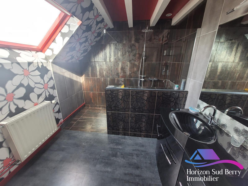 Maison - 346 m² - 10 pièces