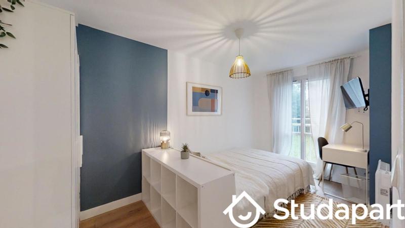 Chambre - 10 m² - 1 pièce