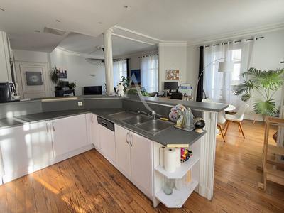 Appartement - 94 m² - 3 pièces