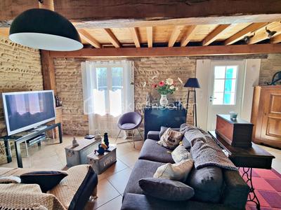 Corps de ferme - 215 m² - 5 pièces