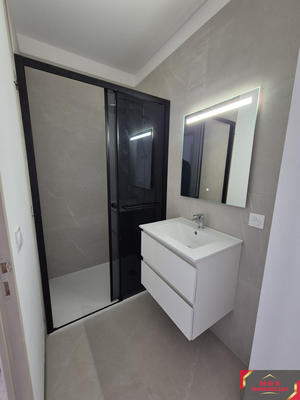 Appartement - 85 m² - 4 pièces