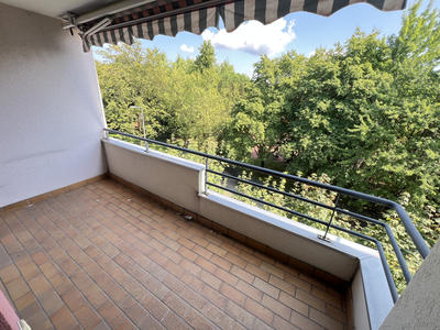 Appartement - 85 m² - 4 pièces