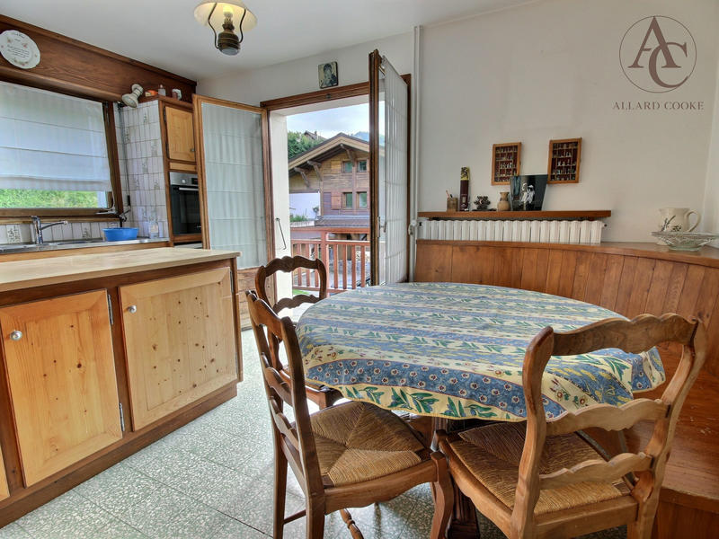 Châlet - 223 m² - 8 pièces