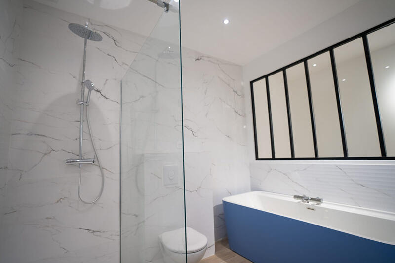 Maison - 275 m² - 9 pièces