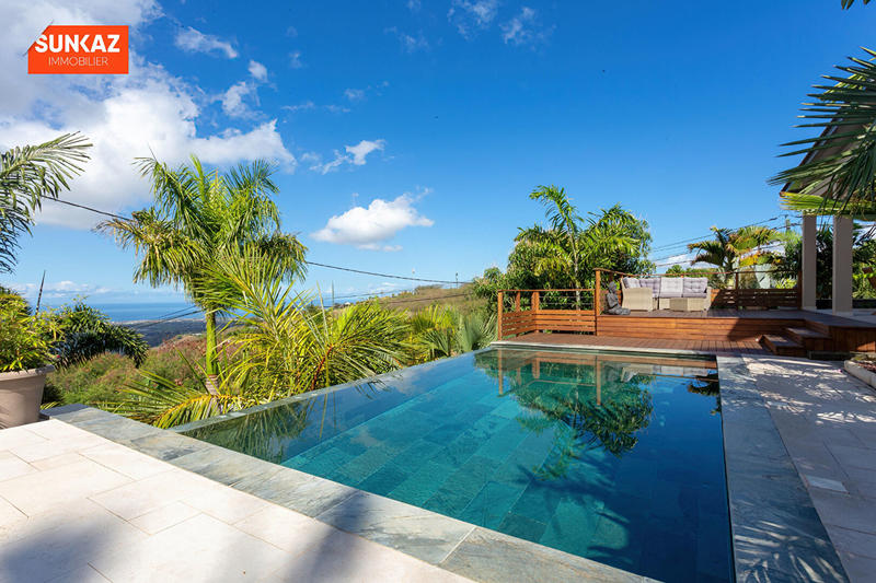 Maison - 178 m² - 6 pièces