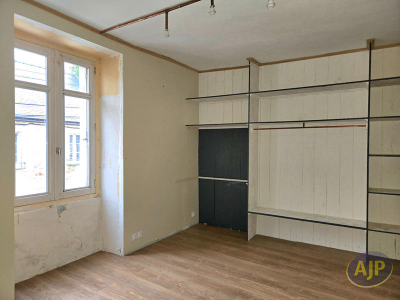 Maison - 150 m² - 7 pièces