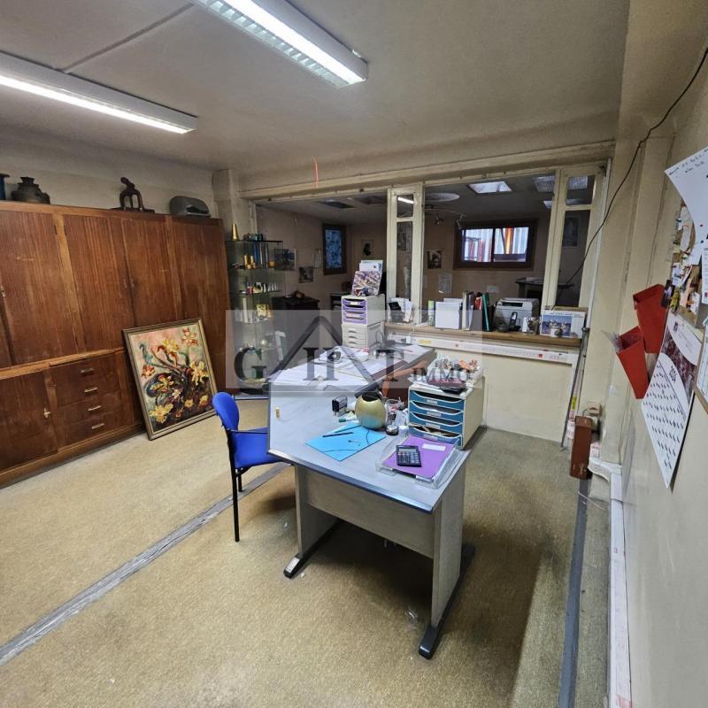 Entrepôt - 528 m² - 3 pièces