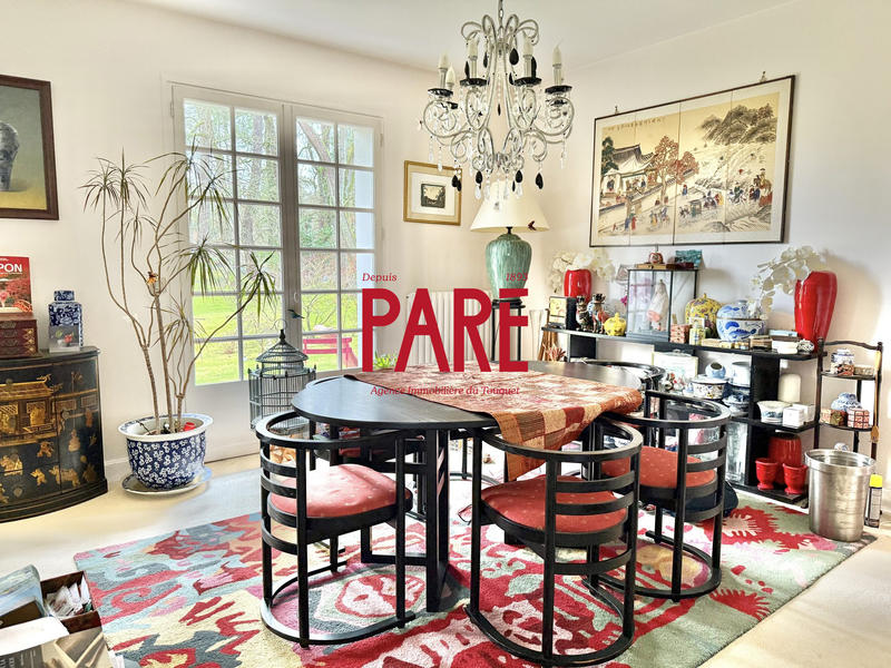 Maison - 205 m² - 6 pièces