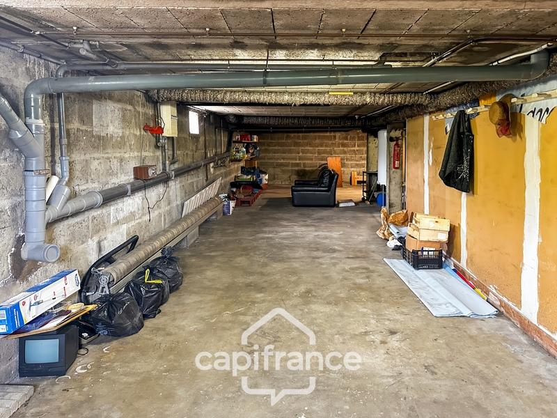 Maison - 151 m² - 8 pièces