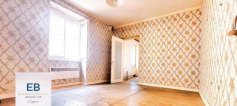 Corps de ferme - 560 m² - 4 pièces