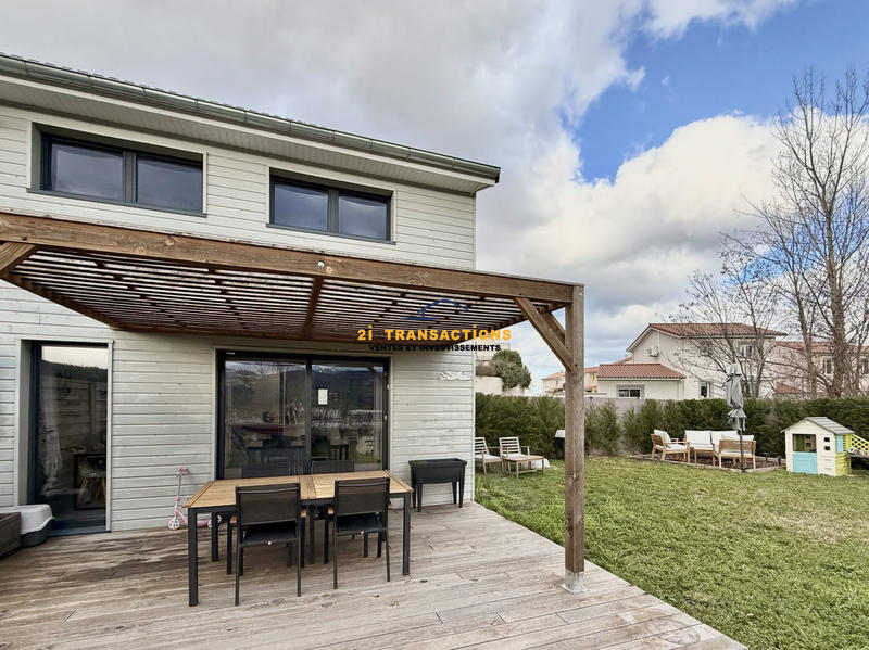 Maison - 87 m² - 4 pièces