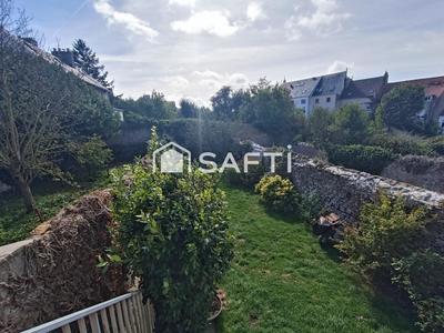 Maison - 245 m² - 7 pièces