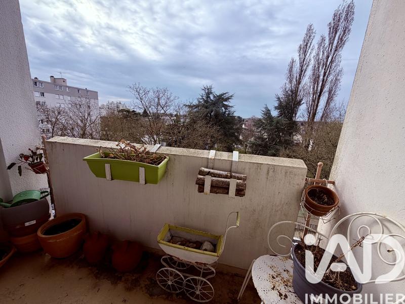 Appartement - 80 m² - 3 pièces