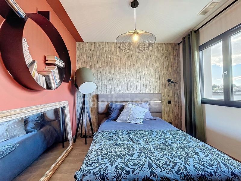 Villa - 145 m² - 6 pièces