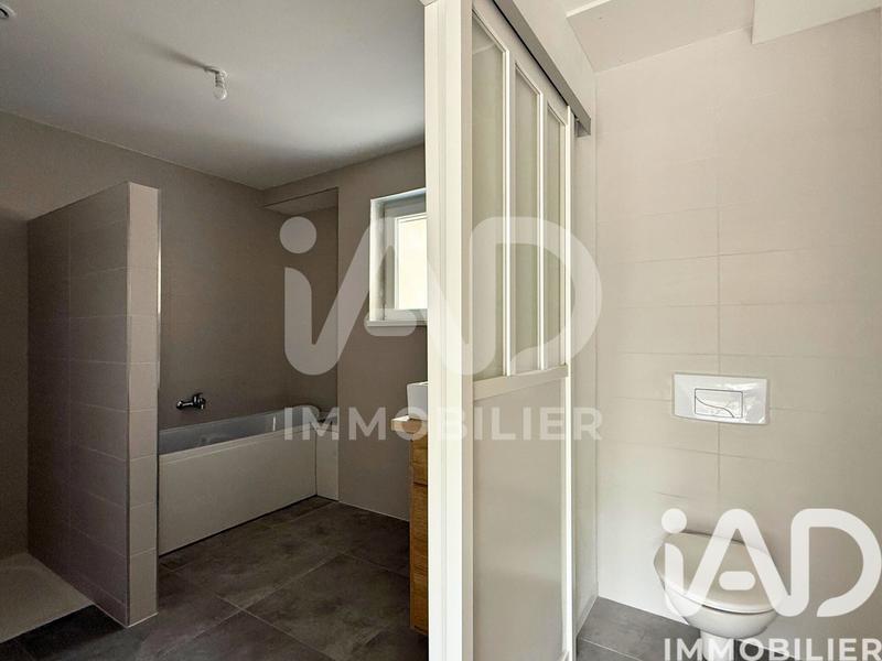 Immeuble - 210 m² - 3 pièces