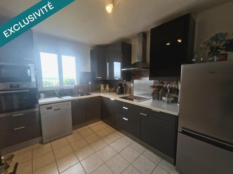 Maison - 108 m² - 6 pièces