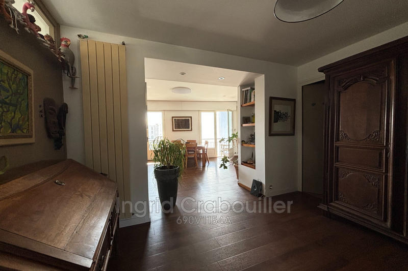 Appartement - 90 m² - 3 pièces